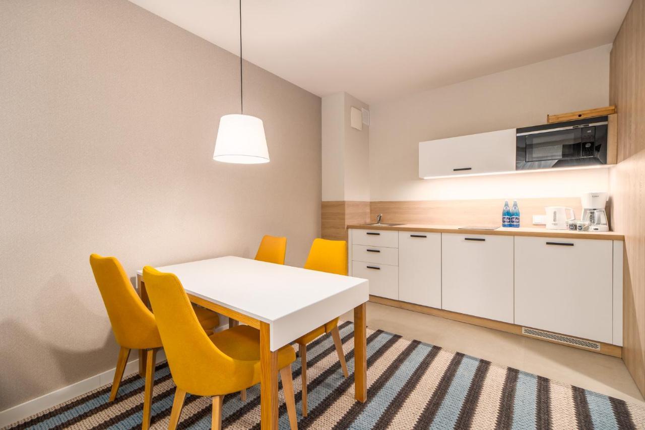 Bel Mare Apartments By Noclegi Renters Miedzyzdroje Exteriör bild
